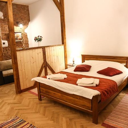 Apartamentul 16 Braşov Extérieur photo